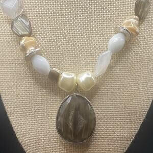 Chicos Abalone Shell Crystal Mother Of Pearl Necklace Statement Boho